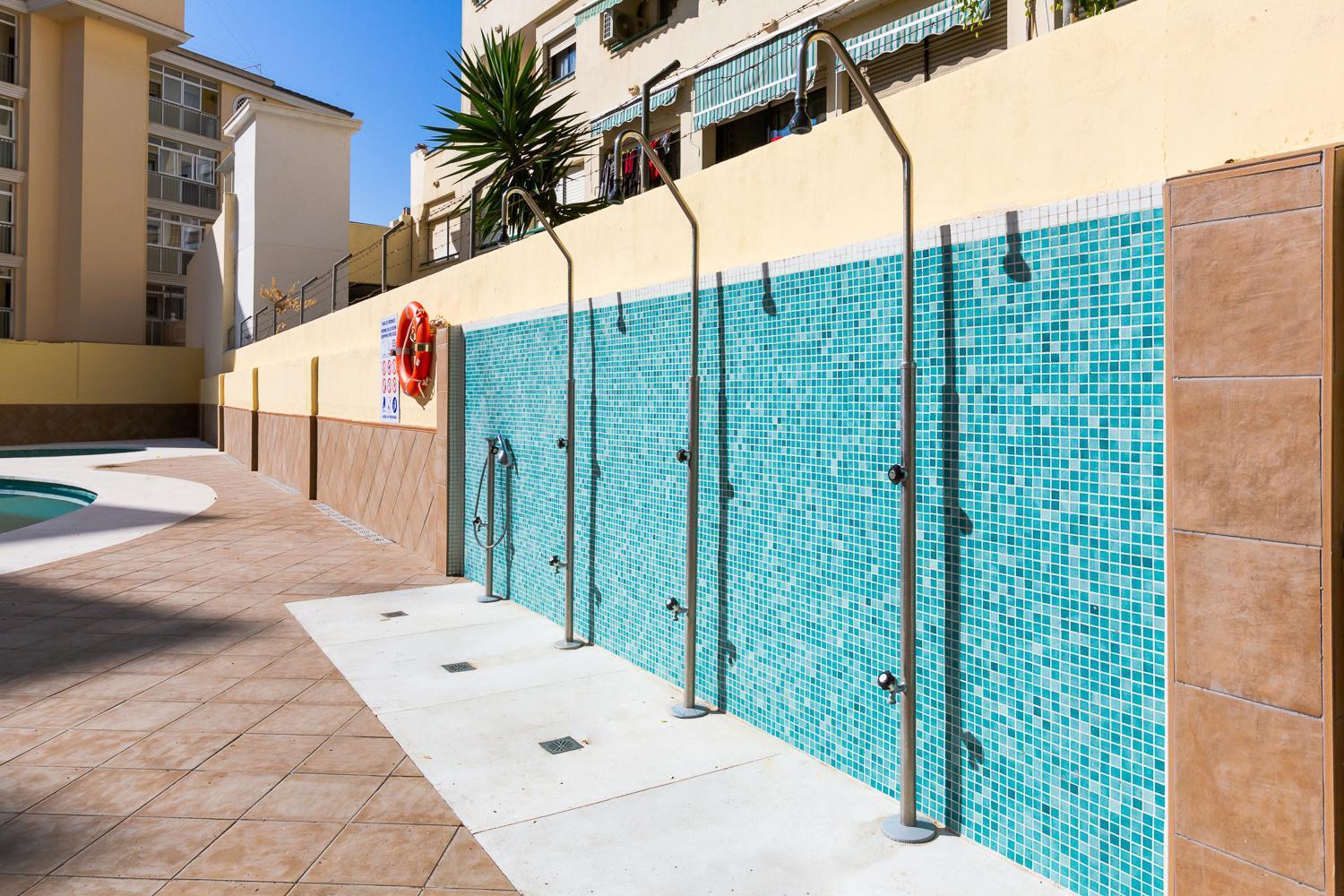 Apartment Ver1 - Terraza - 1 Dorm - Wifi - Centro A 100 Metros - Playa A 600 Metros Torremolinos