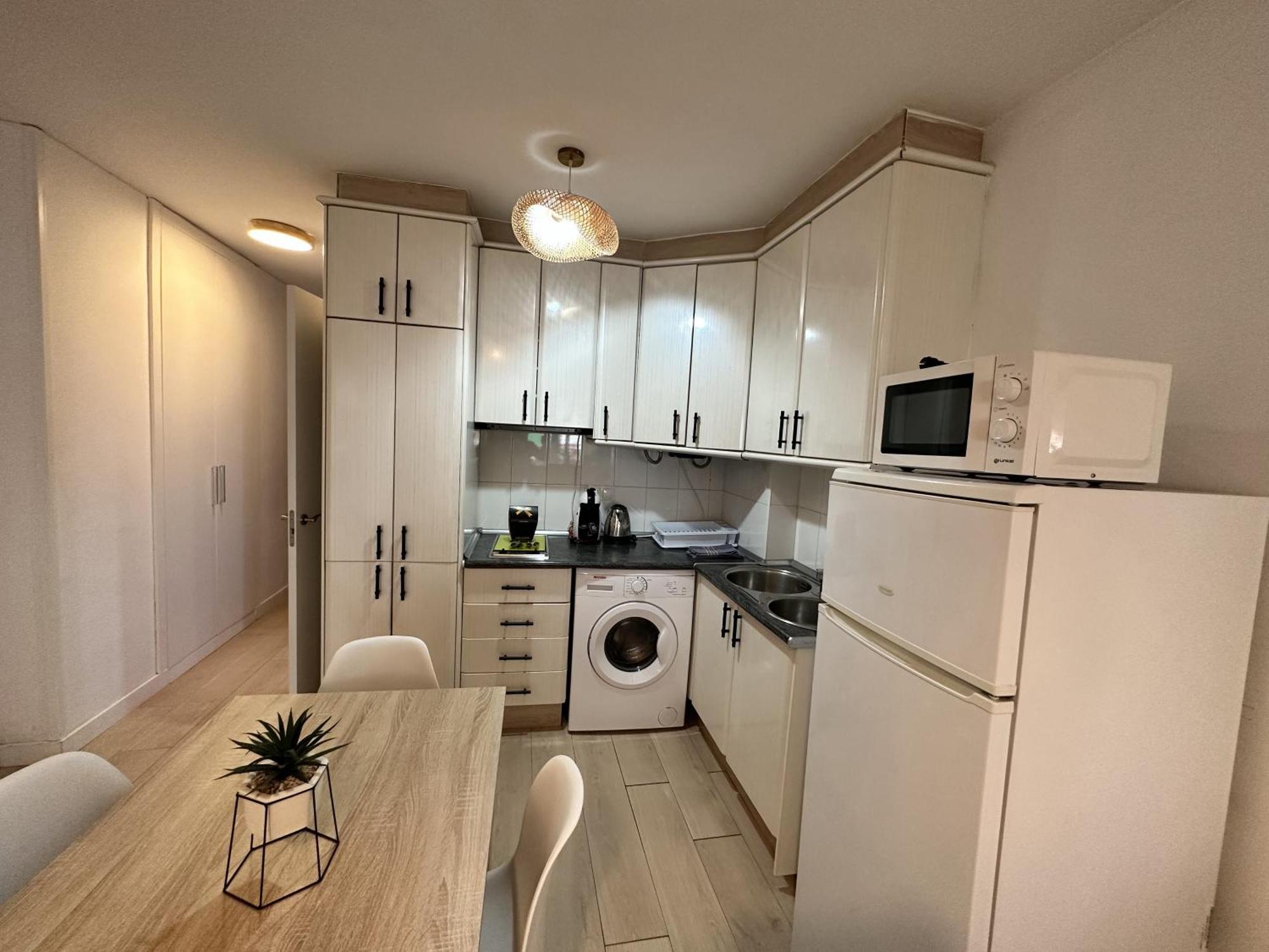 Ver1 - Terraza - 1 Dorm - Wifi - Centro A 100 Metros - Playa A 600 Metros Torremolinos